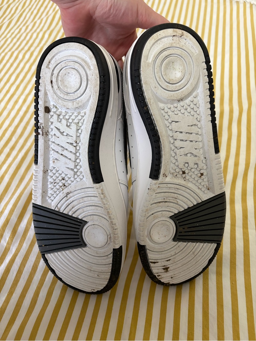 Nikes - Picture 4 of 5